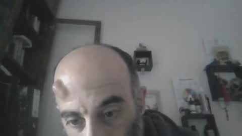 Snapshot of greekgod19cm chatting on 12.16.25 greekgod19cm online show from 12.16.25