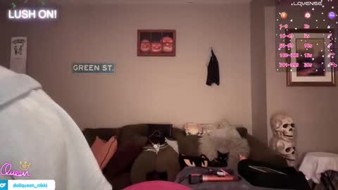 SexQueen Nikki online show from 01.10.26