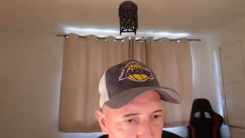 Snapshot of gregglow chatting on 06.21.26 gregglow online show from 06.21.26