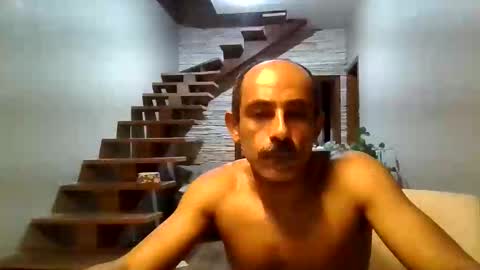 Snapshot of grego435380 chatting on 02.19.25 grego435380 online show from 02.19.25