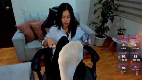  Emmy  online show from 02.05.25