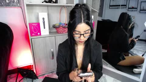 Gretel  online show from 04.09.26