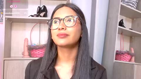 Snapshot of gretel_streit chatting on 04.29.26 Gretel online show from 04.29.26