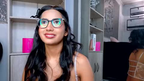 Snapshot of gretel_streit chatting on 05.24.26 Gretel online show from 05.24.26