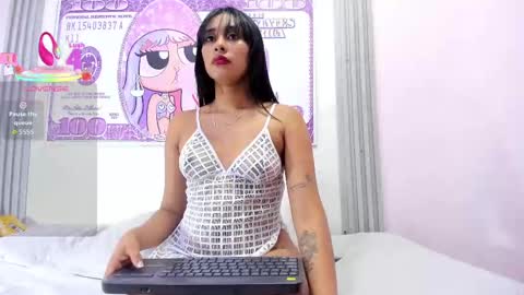 Snapshot of gretta_diaz chatting on 10.03.25 gretta_diaz online show from 10.03.25