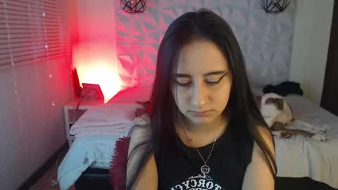 Snapshot of gretta_n_dannie chatting on 02.13.25 Gretta n dannie online show from 02.13.25