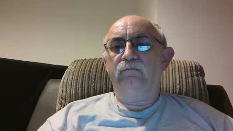 Snapshot of grey_dom chatting on 09.30.25 Master  Sir online show from 09.30.25
