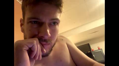 Perfectlyaveragesavage online show from 12.17.25