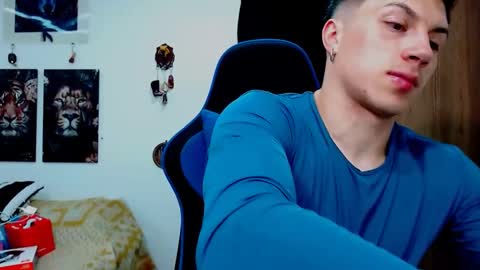 griego01 online show from 12.02.24