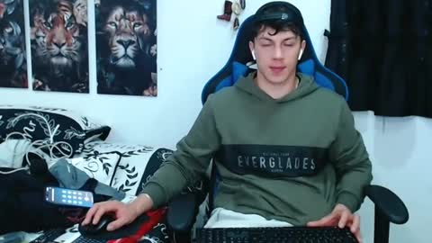 griego01 online show from 03.06.25