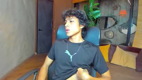 griffindaxz18 online show from 12.03.25