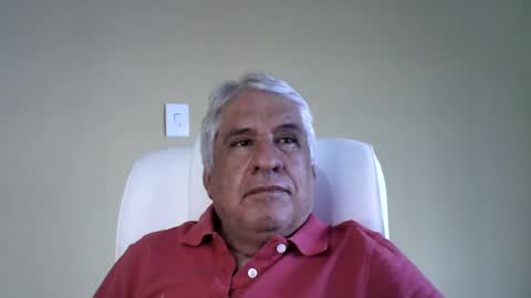 Snapshot of grisa01 chatting on 01.29.25 grisa01 online show from 01.29.25