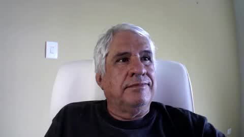 Snapshot of grisa01 chatting on 02.11.25 grisa01 online show from 02.11.25