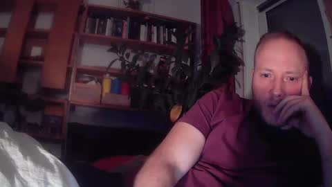 Snapshot of gruendamien chatting on 01.18.25 gruendamien online show from 01.18.25