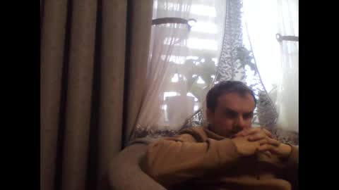 Snapshot of grzes1976 chatting on 12.04.25 grzes1976 online show from 12.04.25