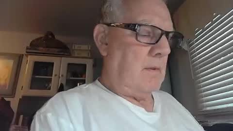 Horny Daddy online show from 11.04.25