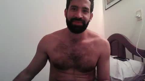 Snapshot of guarani2025 chatting on 10.16.25 Guarani Hunter online show from 10.16.25