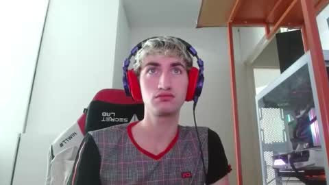 Young4Daddy online show from 04.27.26