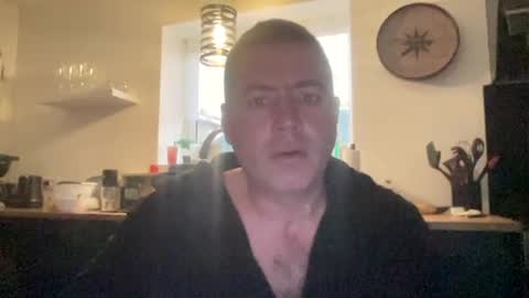 guil0 online show from 11.10.25