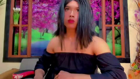 guinevere_lux online show from 05.20.26
