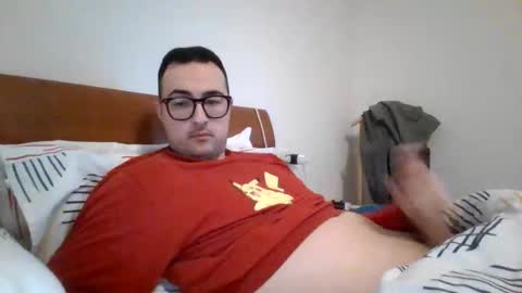 Snapshot of gullit93 chatting on 02.16.26 gullit93 online show from 02.16.26