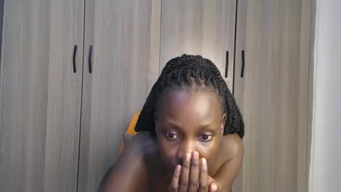 Miss Incredible online show from 10.09.25