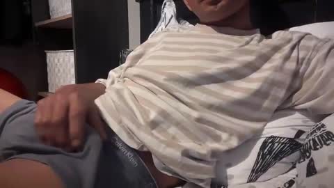 Snapshot of gumbywanna chatting on 12.19.24 gumbywanna online show from 12.19.24