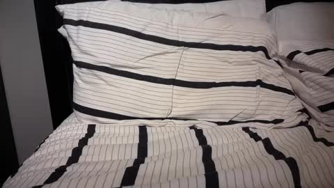 Snapshot of gumbywanna chatting on 01.08.25 gumbywanna online show from 01.08.25