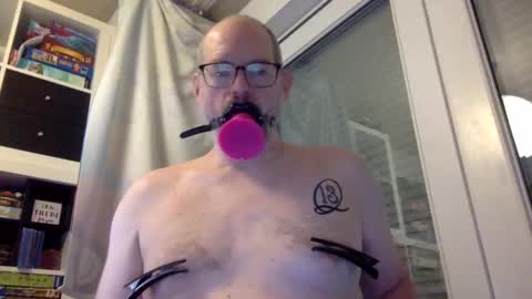 gummicasual online show from 02.17.25