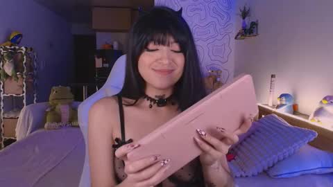    S                                    online show from 05.15.26