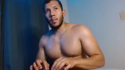 Snapshot of gurushake chatting on 01.15.26 holl latino online show from 01.15.26