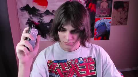 Snapshot of gushill_ chatting on 02.07.25 gushill_ online show from 02.07.25