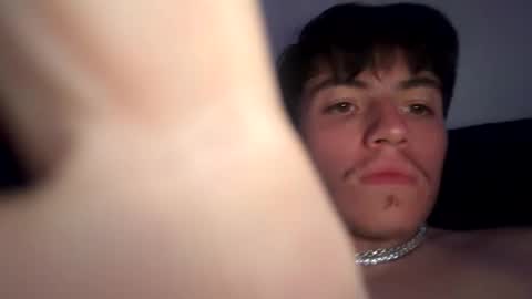 gustavog79 online show from 04.15.26