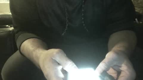guy8inches4u online show from 09.21.25