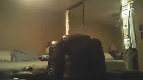 guy8inches4u online show from 10.13.25