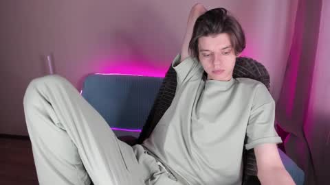 Snapshot of guy_liam1 chatting on 02.21.25 guy_liam1 online show from 02.21.25