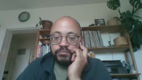 guy_wood15 online show from 10.22.25