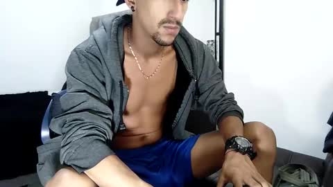 Snapshot of guykarim chatting on 01.26.25 karim online show from 01.26.25