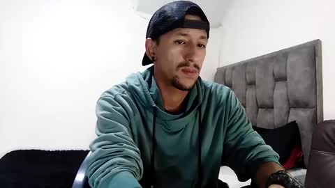 Snapshot of guykarim chatting on 02.13.25 karim online show from 02.13.25