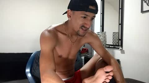 Snapshot of guykarim chatting on 09.17.25 karim online show from 09.17.25