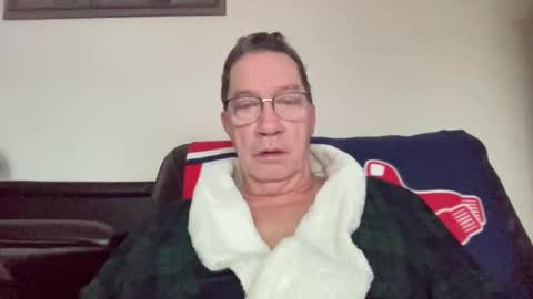 Snapshot of gwashere4u chatting on 12.29.24 gwashere4u online show from 12.29.24