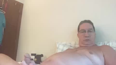 Snapshot of gwashere4u chatting on 10.06.25 gwashere4u online show from 10.06.25