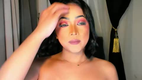 Call me Miss Gwen online show from 10.13.25