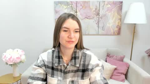 Snapshot of gwensmitt chatting on 11.13.25 gwensmitt online show from 11.13.25
