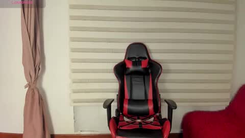   online show from 12.05.25