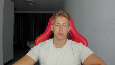 Oliver online show from 11.05.25