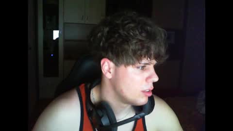 gymguy0505 online show from 12.15.25