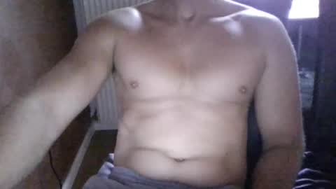 Snapshot of gymxxx_ chatting on 06.04.26 gymxxx_ online show from 06.04.26