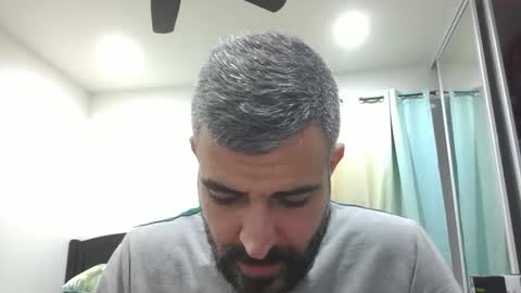 h0nest84 online show from 01.04.25