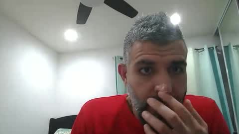 h0nest84 online show from 02.18.25